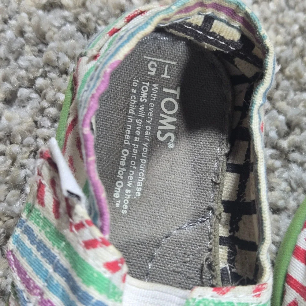 TOMS Tiny Alpargata Toddler Shoes | Rainbow Stripe Canvas | Size 5T